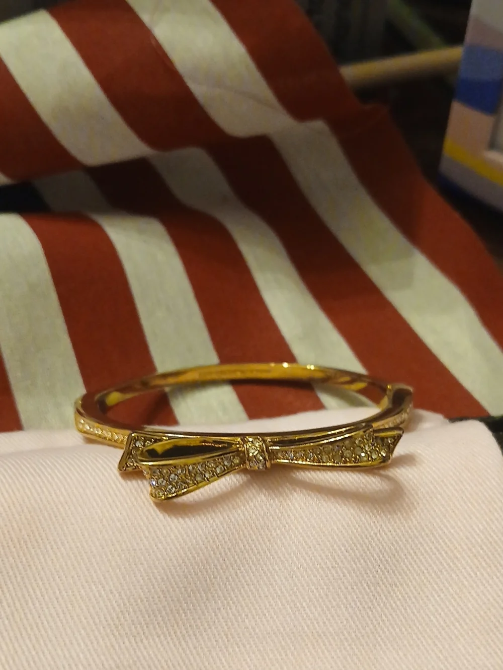 Gold Bow Crystal Bangle Bracelet - Women Jewelry New